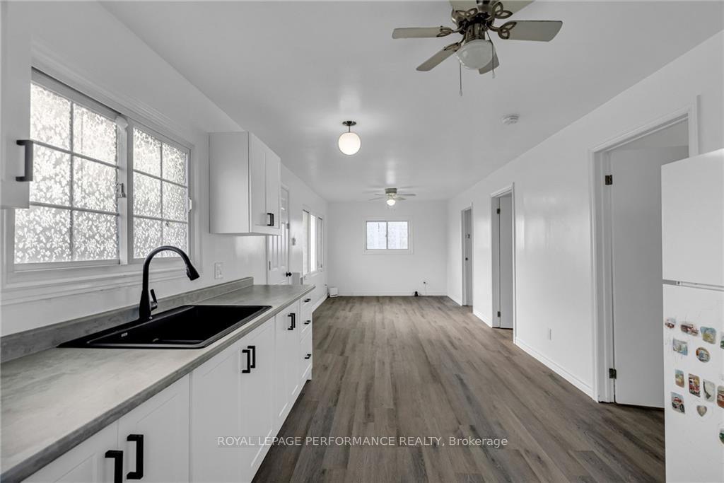 Photo 6 of 411 Pacific Avenue, Cornwall — HOMEH