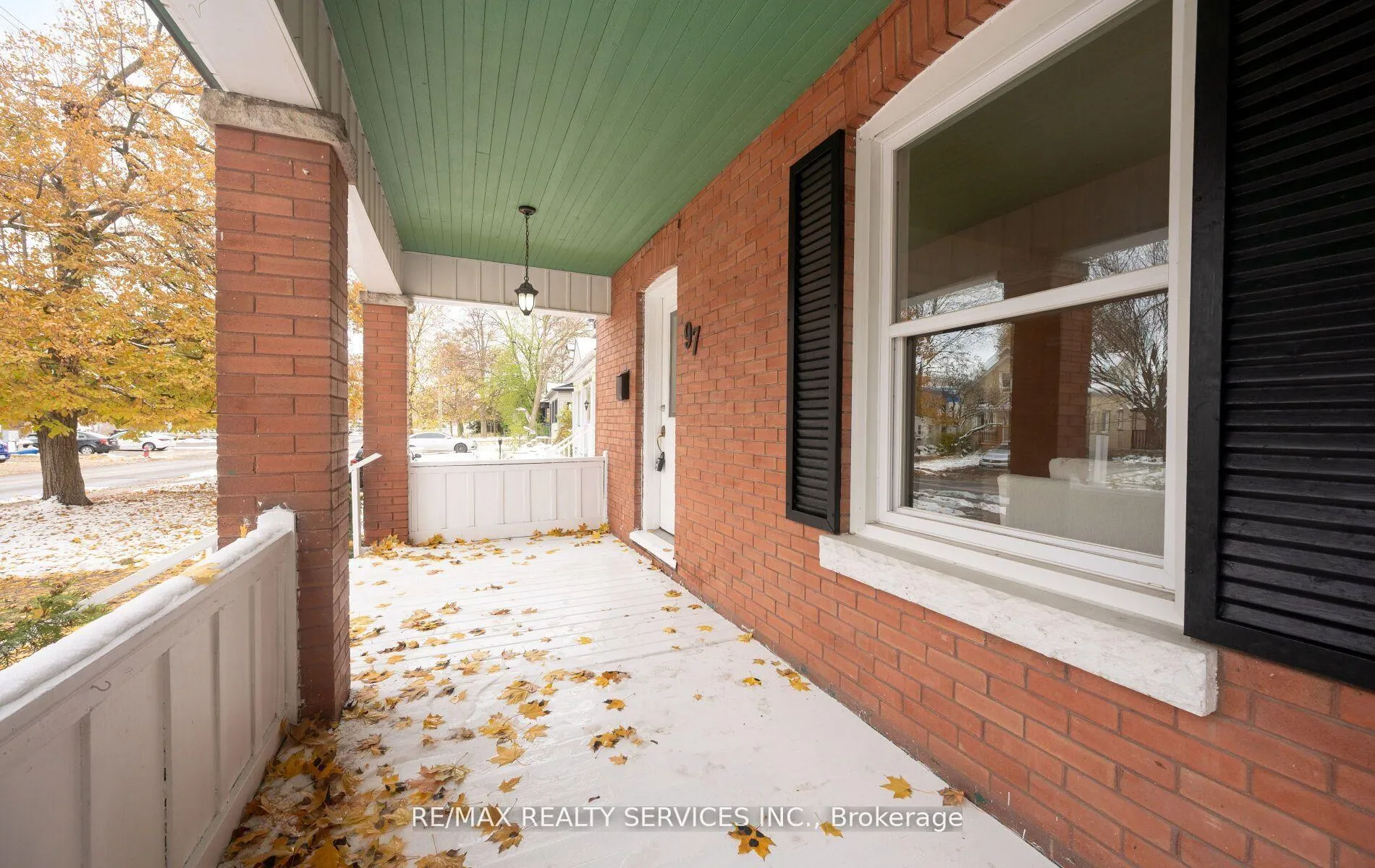Photo 6 of 97 Mill Street N, Brampton, Downtown Brampton — HOMEH