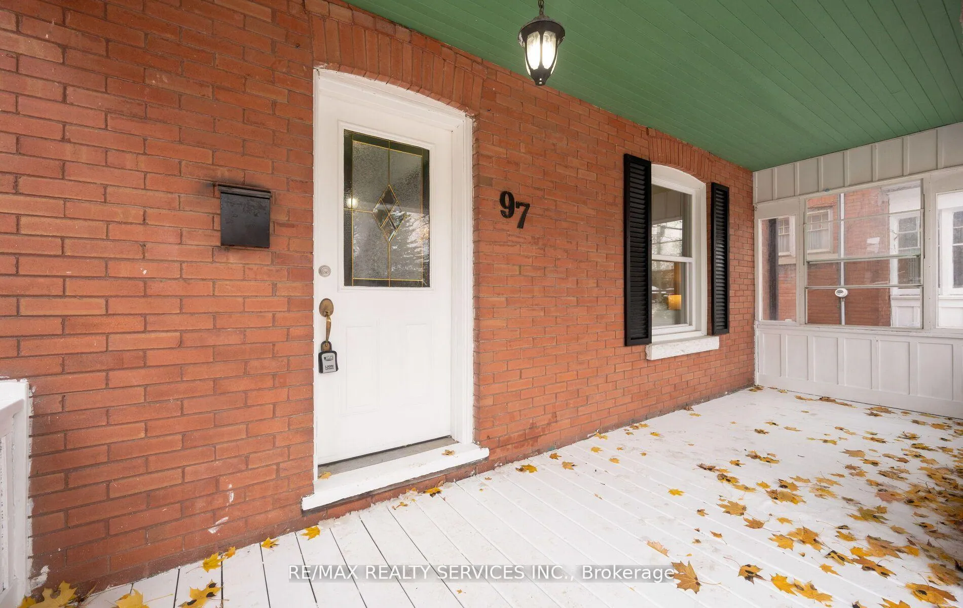 Photo 7 of 97 Mill Street N, Brampton, Downtown Brampton — HOMEH