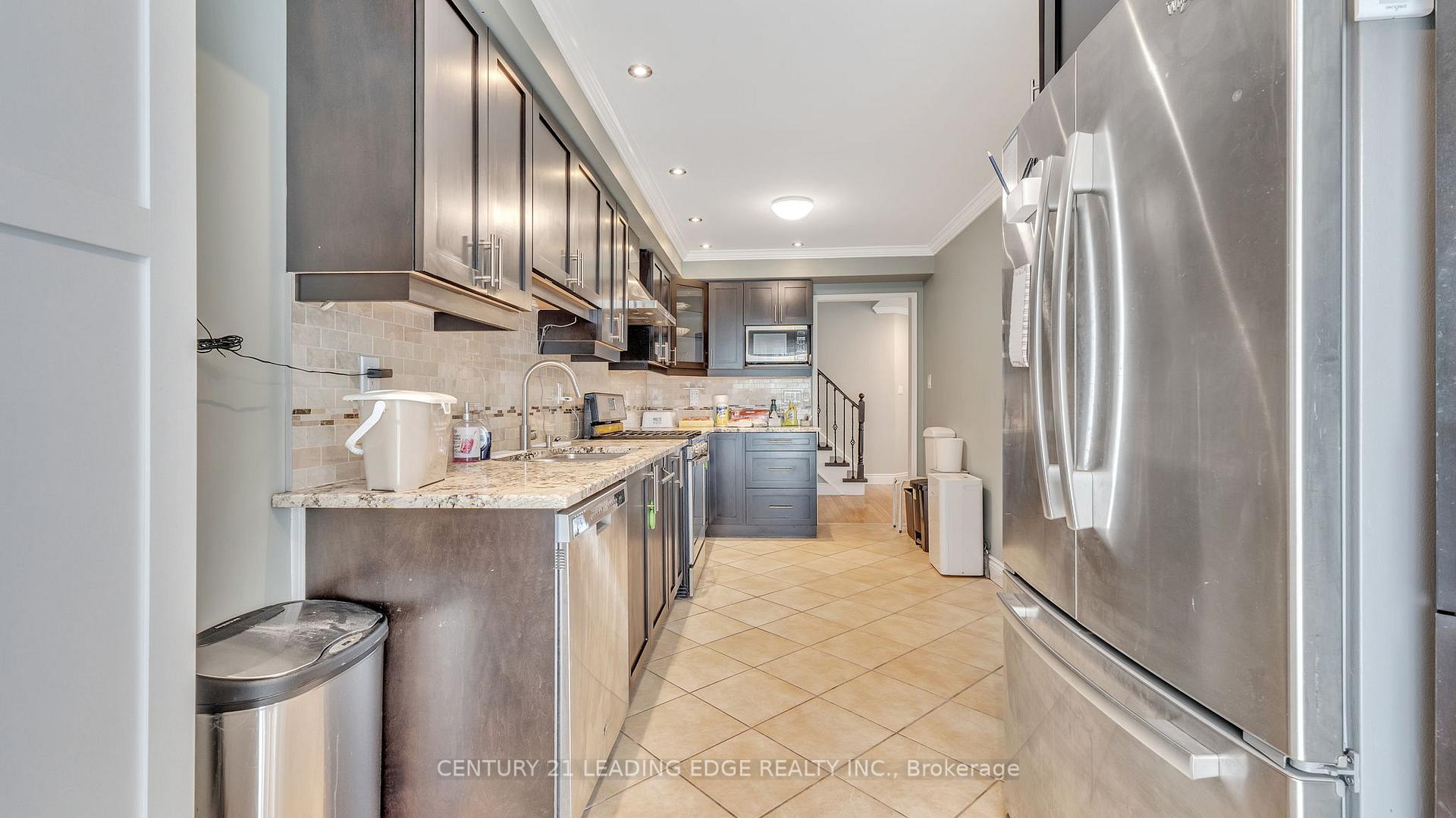 Photo 13 of 33 Beadle Drive, Ajax, South East — HOMEH
