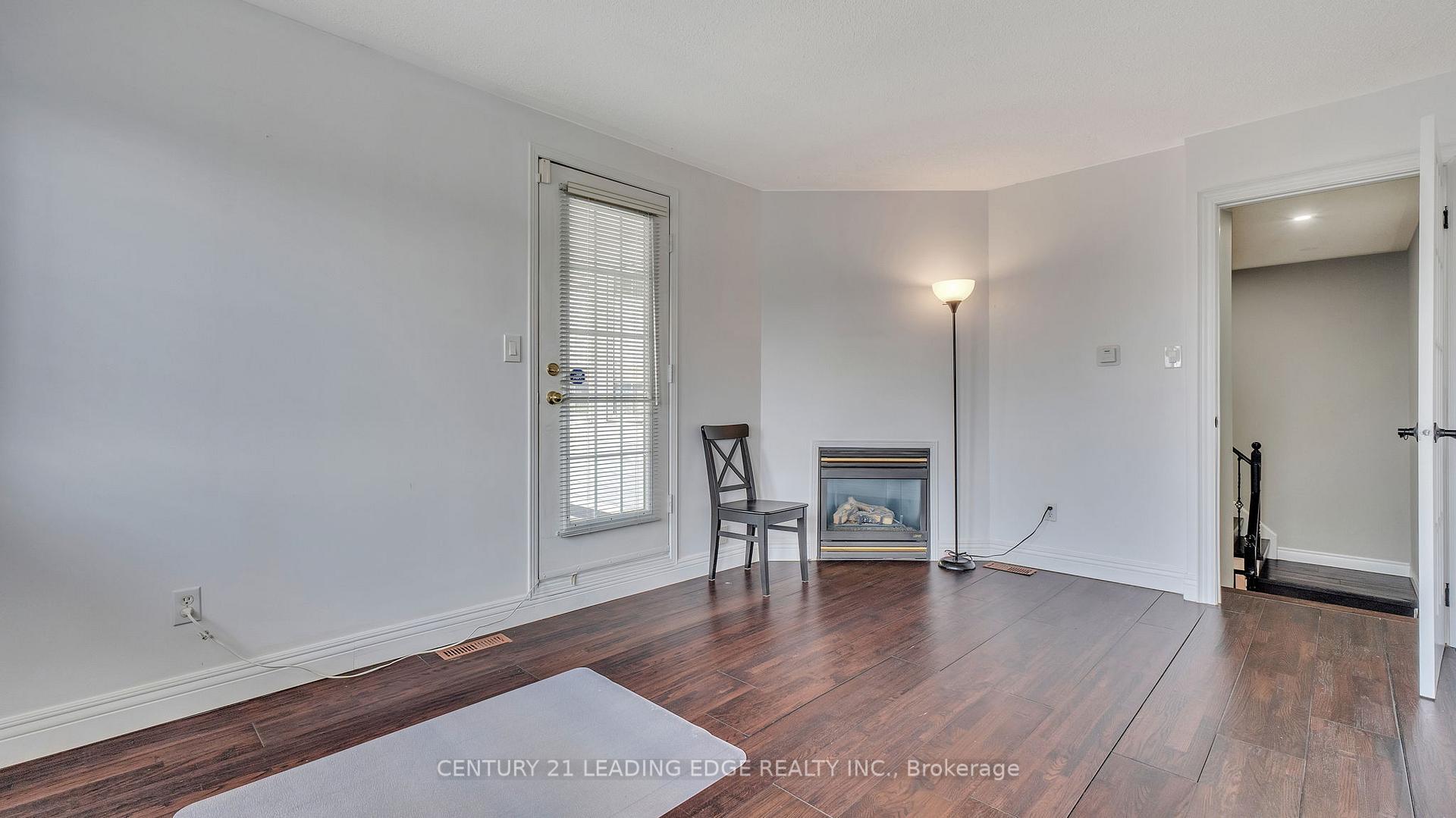 Photo 15 of 33 Beadle Drive, Ajax, South East — HOMEH