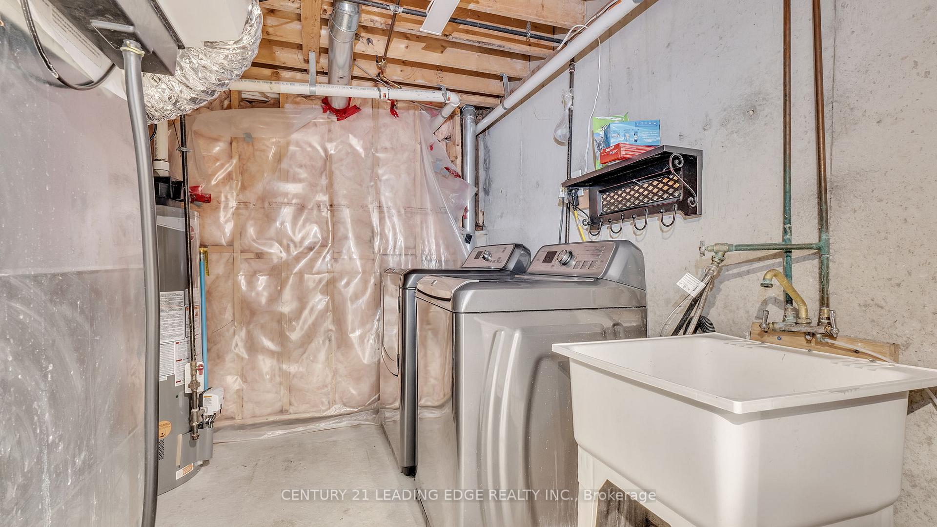 Photo 37 of 33 Beadle Drive, Ajax, South East — HOMEH