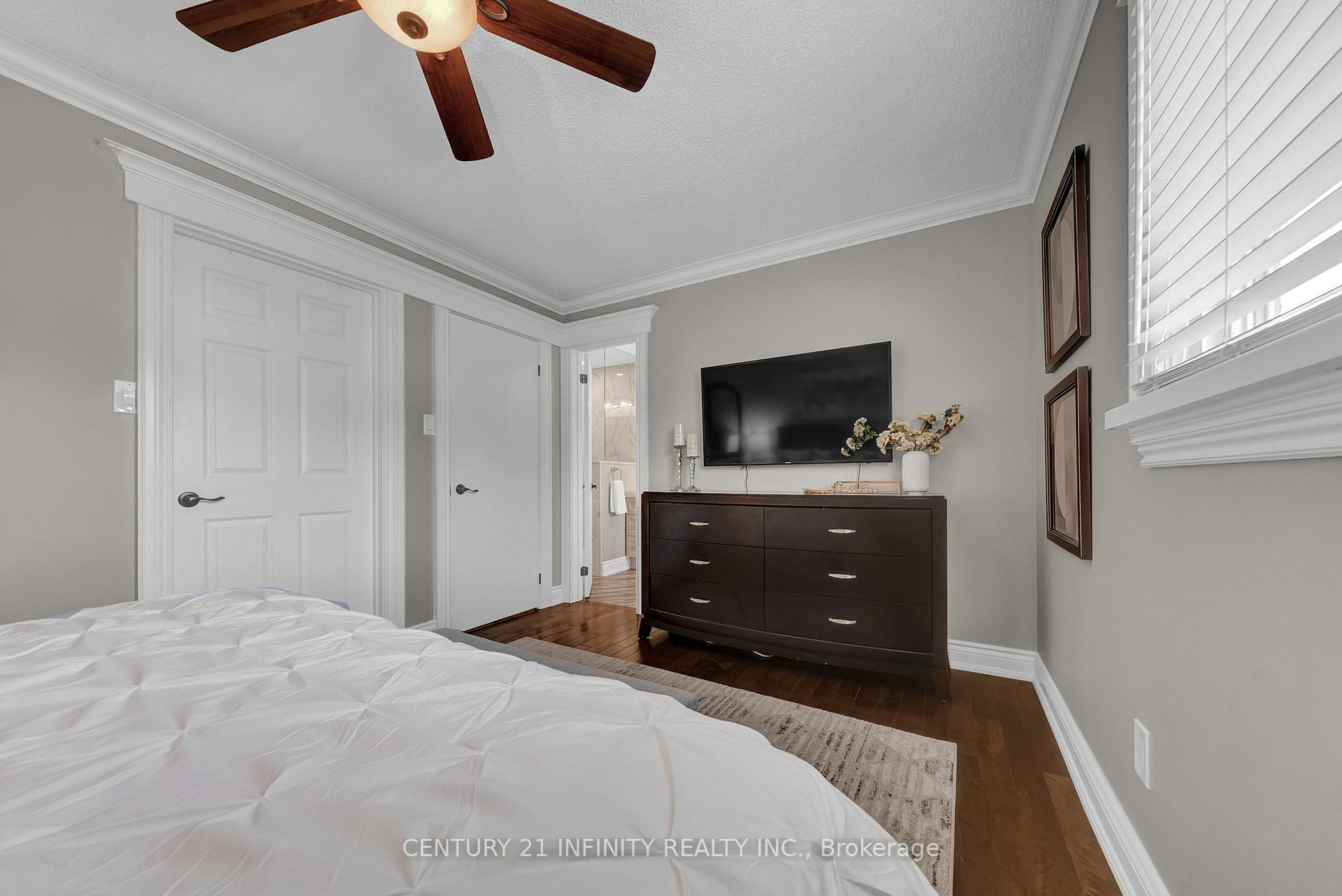 Photo 17 of 16 Wrenn Boulevard, Clarington, Bowmanville — HOMEH
