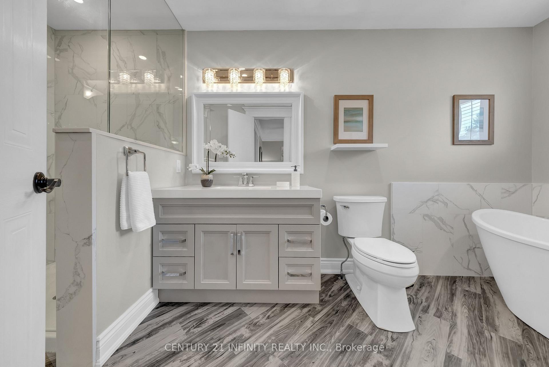 Photo 18 of 16 Wrenn Boulevard, Clarington, Bowmanville — HOMEH