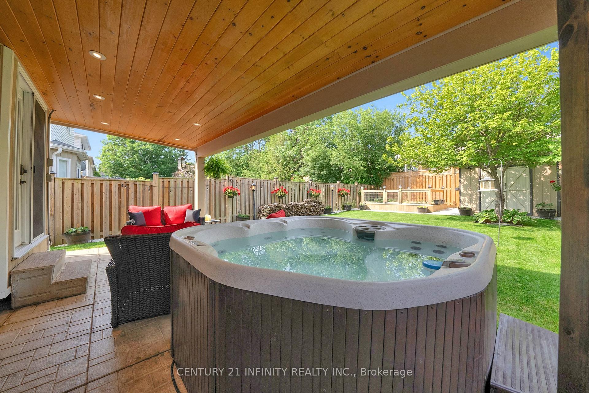 Photo 34 of 16 Wrenn Boulevard, Clarington, Bowmanville — HOMEH