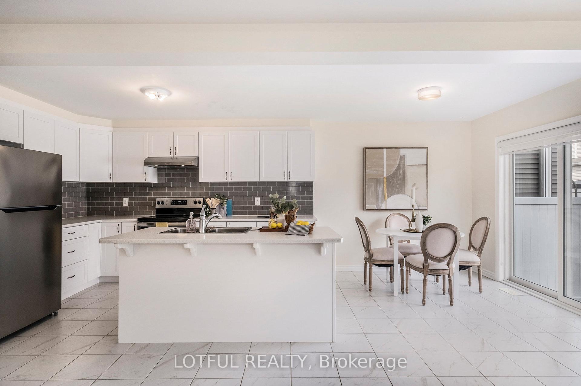 Photo 10 of 145 Celestial Grove, Ottawa, Barrhaven - Half Moon Bay — HOMEH