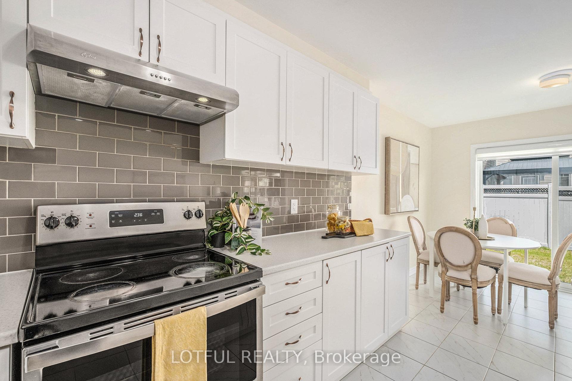 Photo 12 of 145 Celestial Grove, Ottawa, Barrhaven - Half Moon Bay — HOMEH