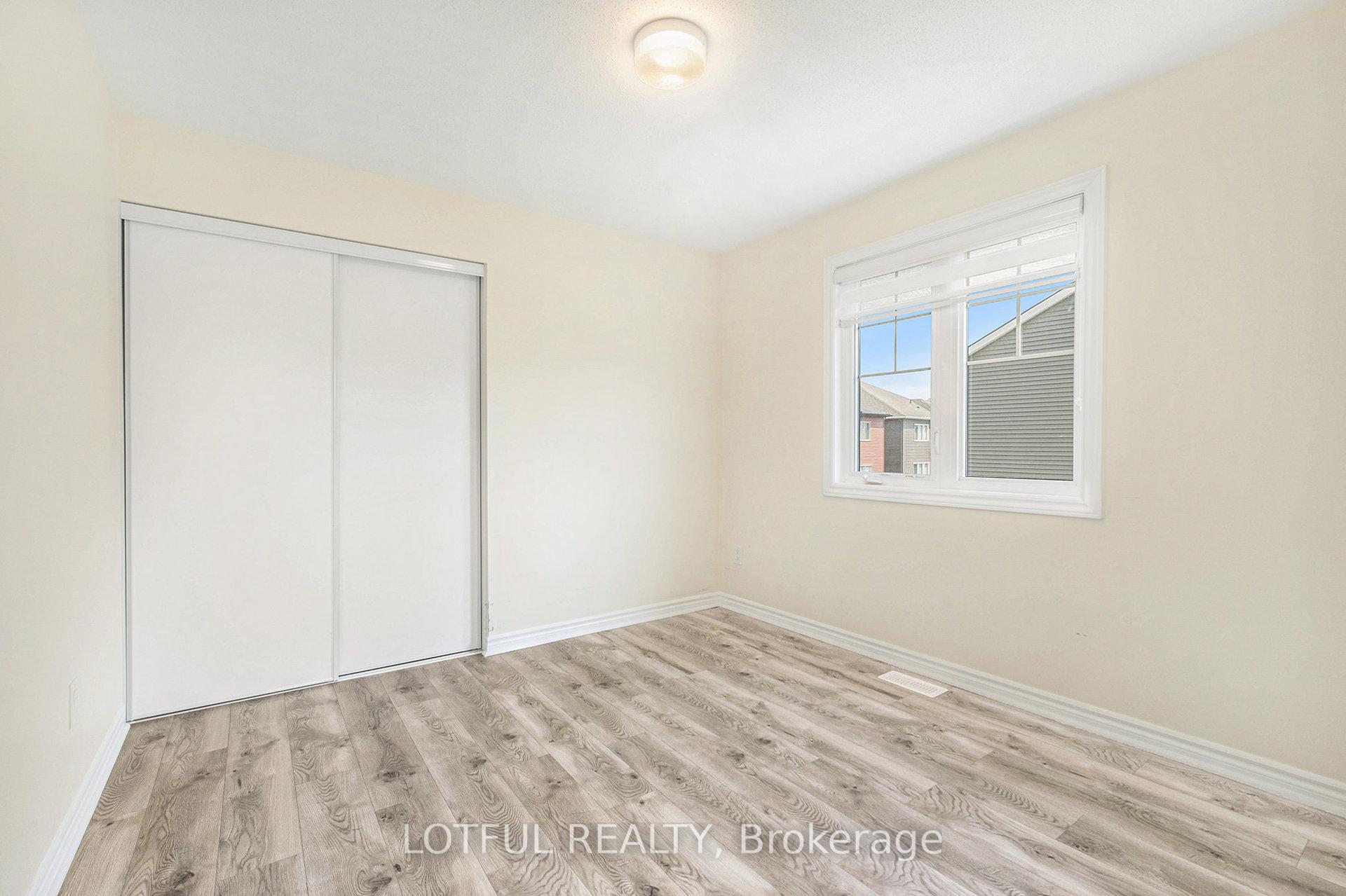 Photo 18 of 145 Celestial Grove, Ottawa, Barrhaven - Half Moon Bay — HOMEH