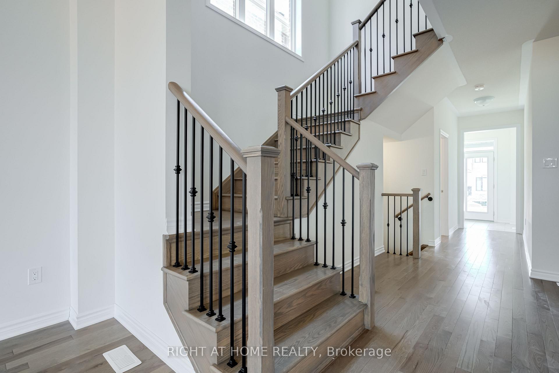 Photo 19 of 115 Petch Avenue, Caledon, Rural Caledon — HOMEH