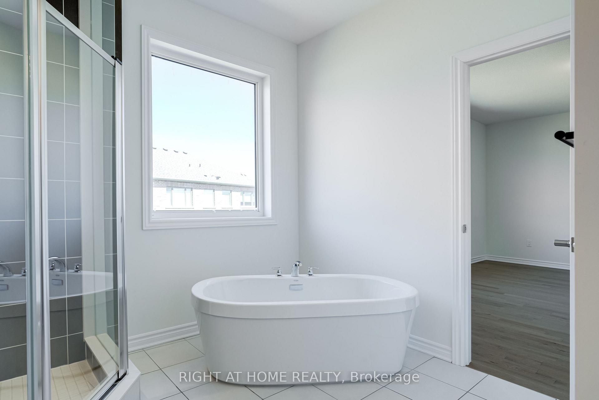 Photo 24 of 115 Petch Avenue, Caledon, Rural Caledon — HOMEH