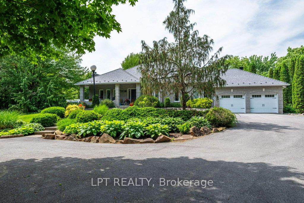 Photo 4 of 3909 Stone Point Road, Frontenac, Frontenac South — HOMEH