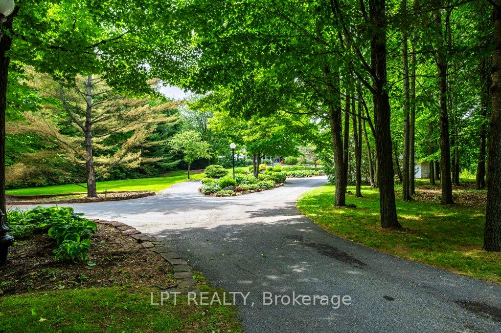 Photo 7 of 3909 Stone Point Road, Frontenac, Frontenac South — HOMEH