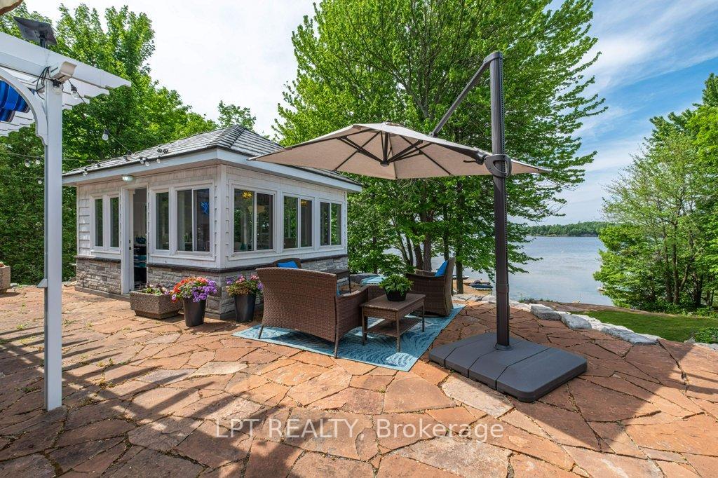 Photo 10 of 3909 Stone Point Road, Frontenac, Frontenac South — HOMEH