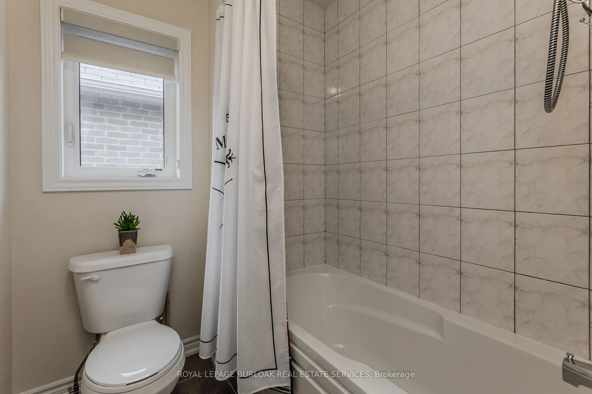 Photo 34 of 39 Mcwatters Street, Hamilton, Binbrook — HOMEH