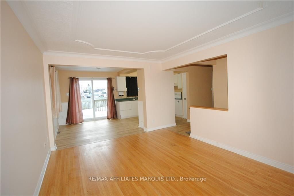 Photo 3 of 1416 Churchill Street, Cornwall — HOMEH