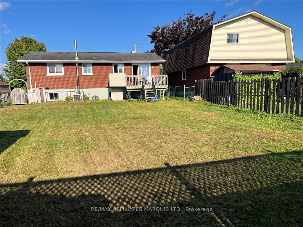 Photo 15 of 1416 Churchill Street, Cornwall — HOMEH