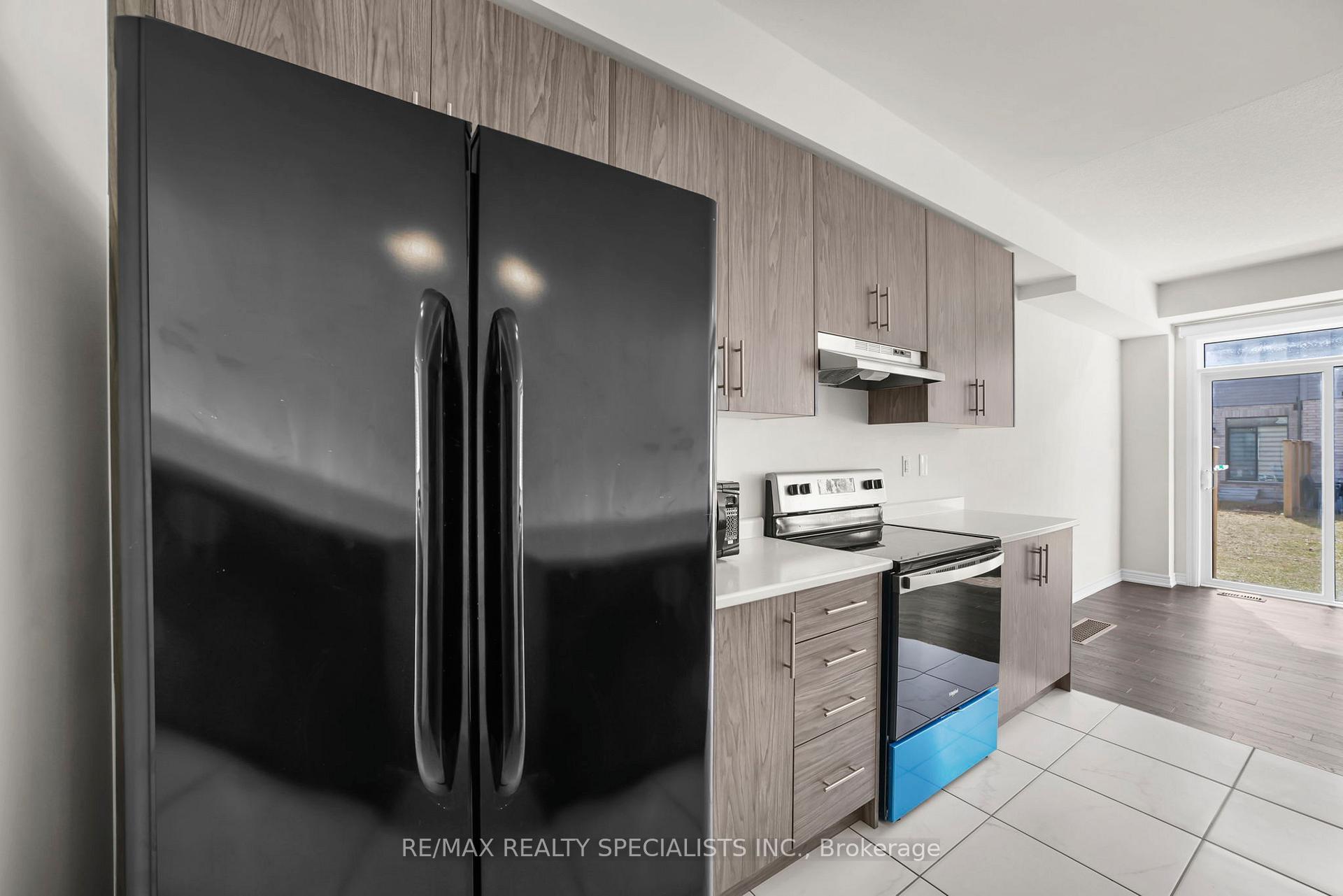 Photo 12 of Unit 104, 166 Deerpath Drive, Guelph, Willow West/Sugarbush/West Acres — HOMEH
