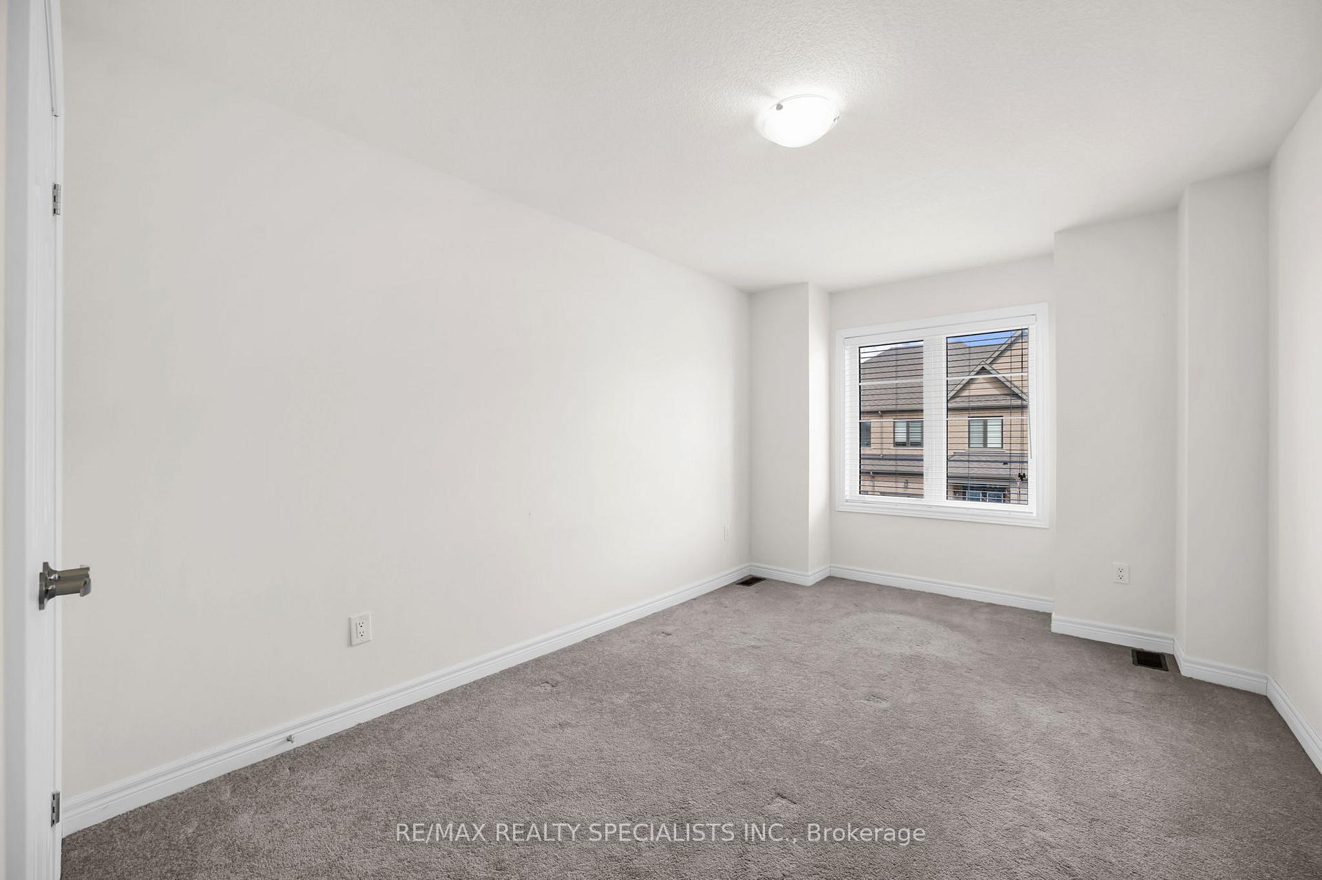 Photo 23 of Unit 104, 166 Deerpath Drive, Guelph, Willow West/Sugarbush/West Acres — HOMEH