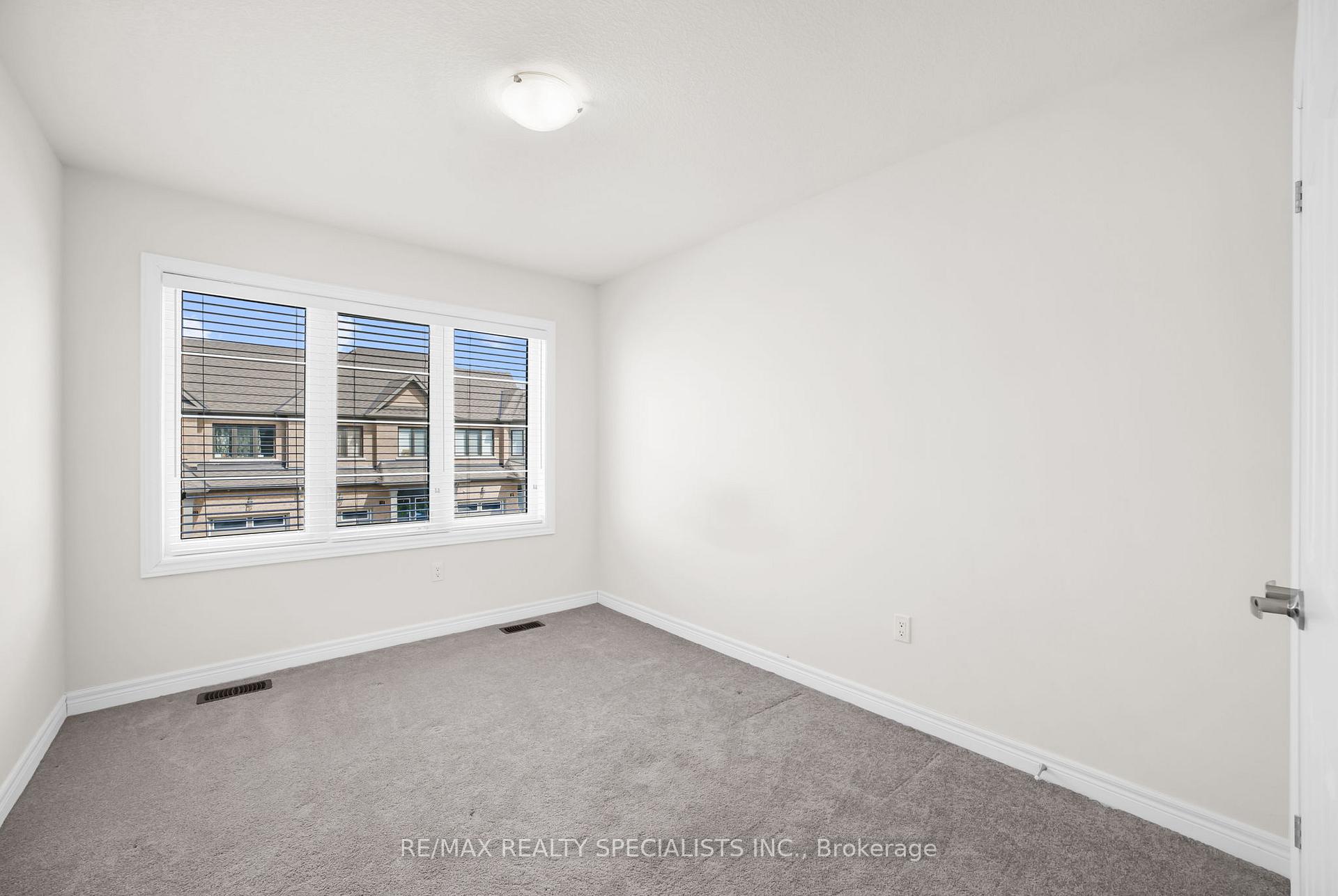 Photo 26 of Unit 104, 166 Deerpath Drive, Guelph, Willow West/Sugarbush/West Acres — HOMEH