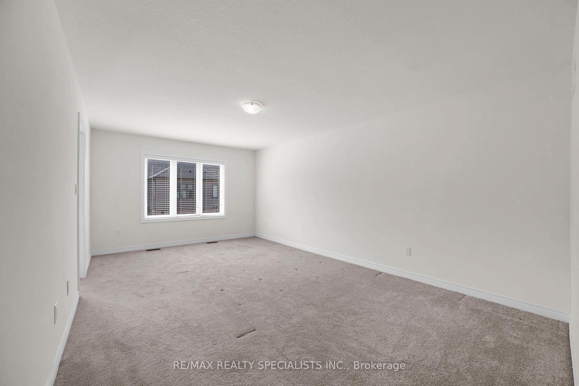 Photo 27 of Unit 104, 166 Deerpath Drive, Guelph, Willow West/Sugarbush/West Acres — HOMEH