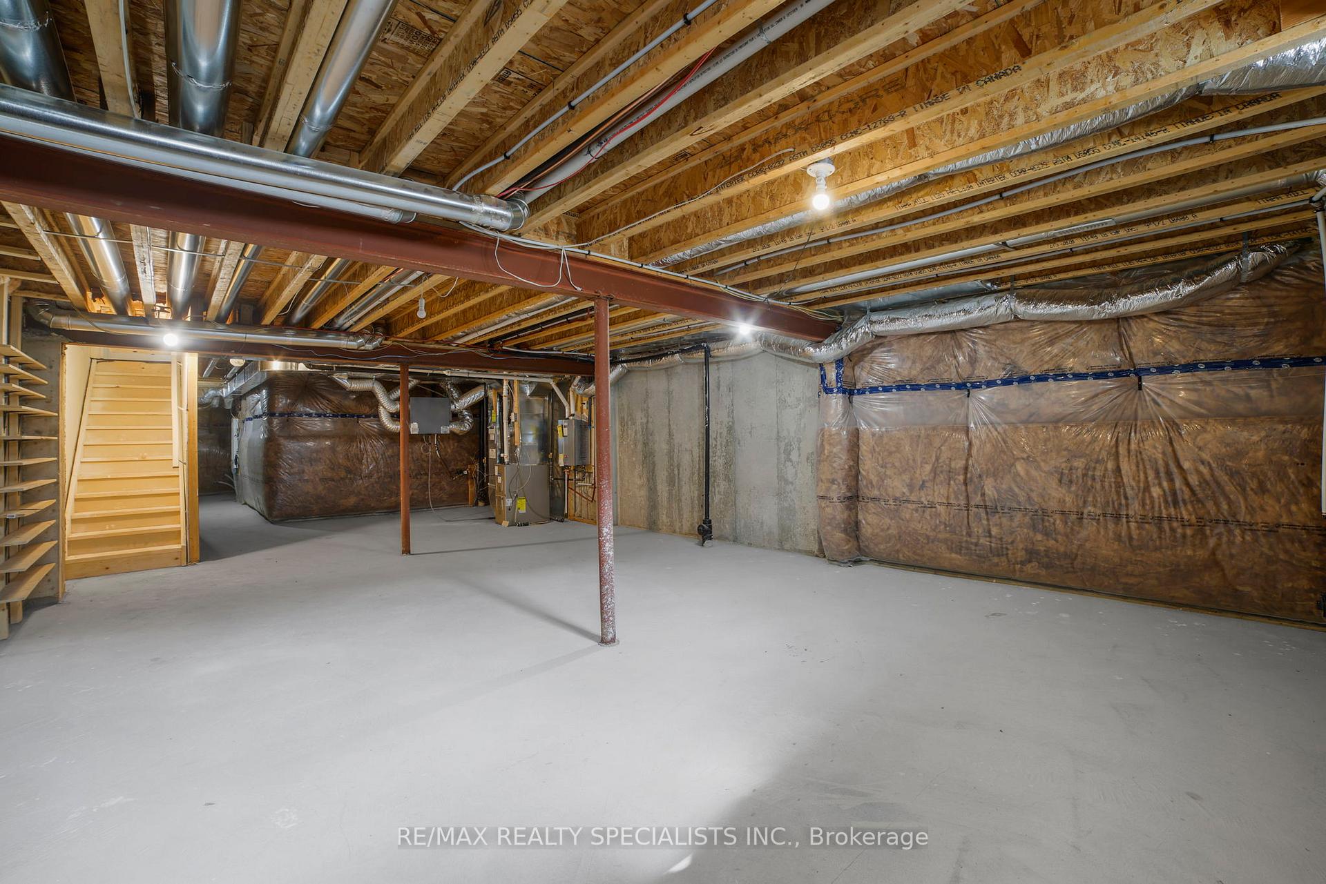 Photo 33 of Unit 104, 166 Deerpath Drive, Guelph, Willow West/Sugarbush/West Acres — HOMEH