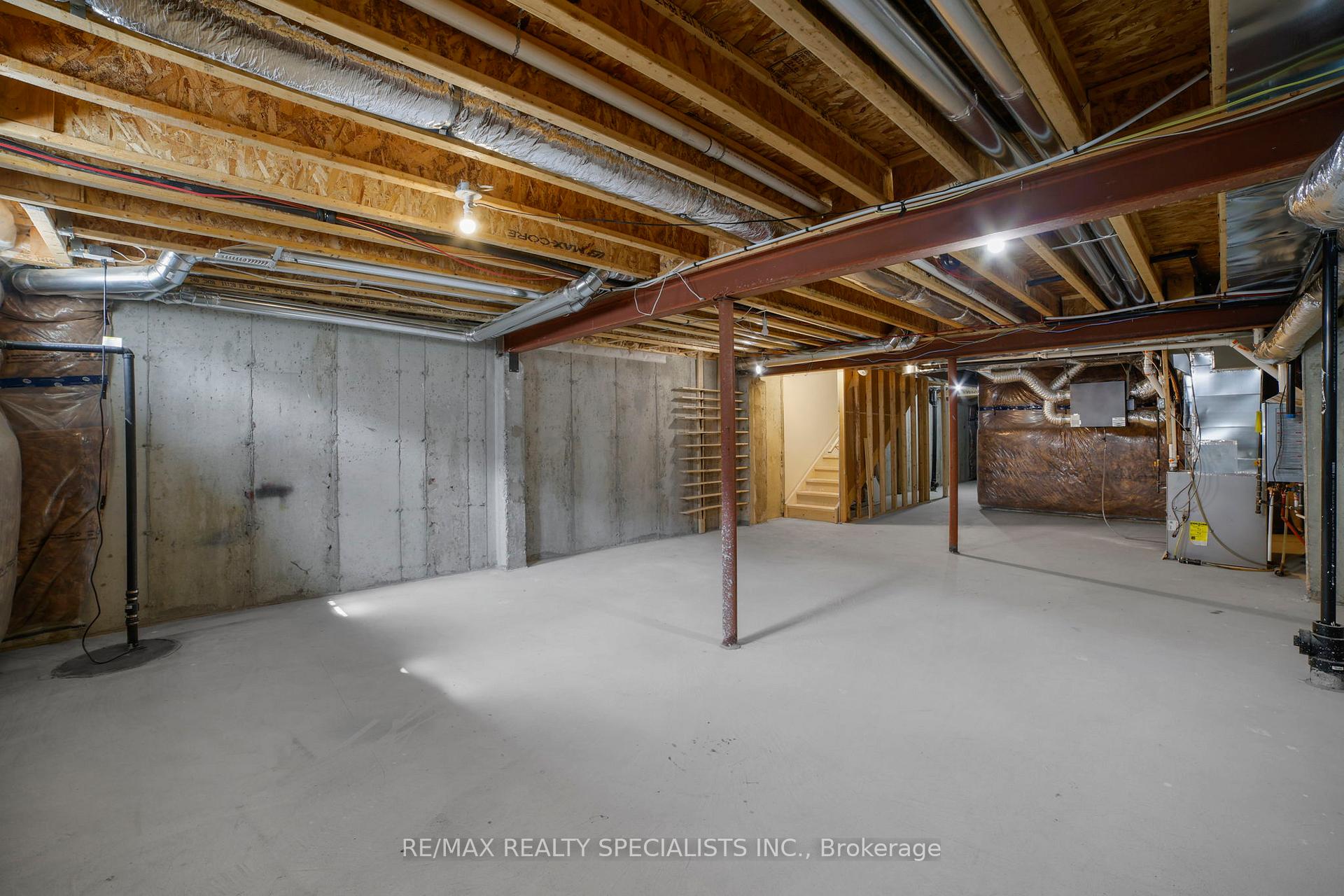 Photo 34 of Unit 104, 166 Deerpath Drive, Guelph, Willow West/Sugarbush/West Acres — HOMEH