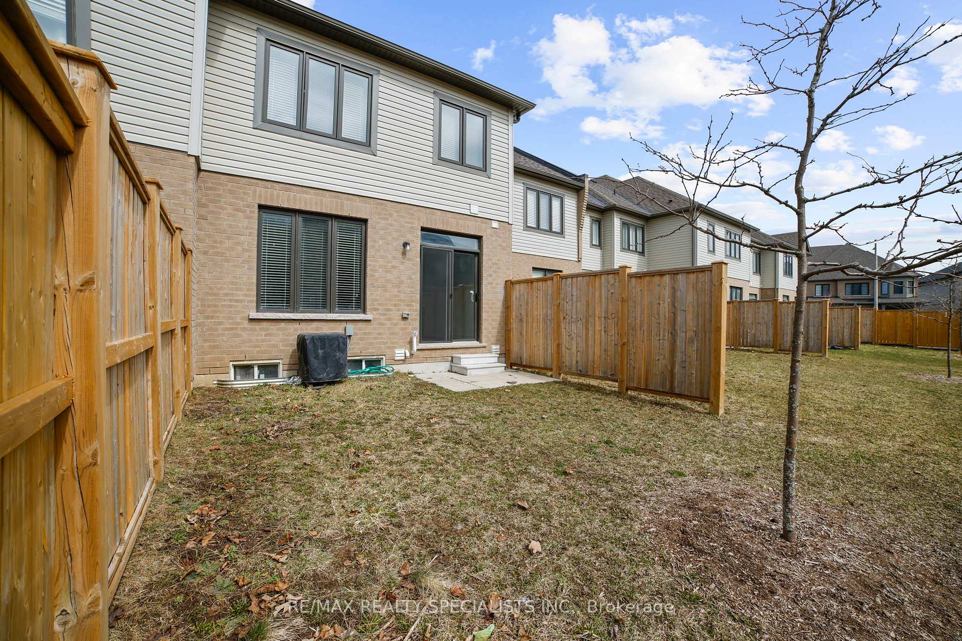Photo 39 of Unit 104, 166 Deerpath Drive, Guelph, Willow West/Sugarbush/West Acres — HOMEH
