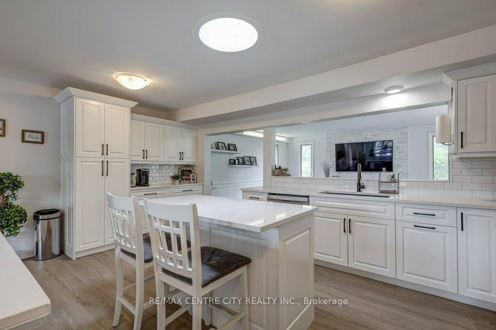 Photo 3 of 96 Treelawn Avenue, Aylmer — HOMEH