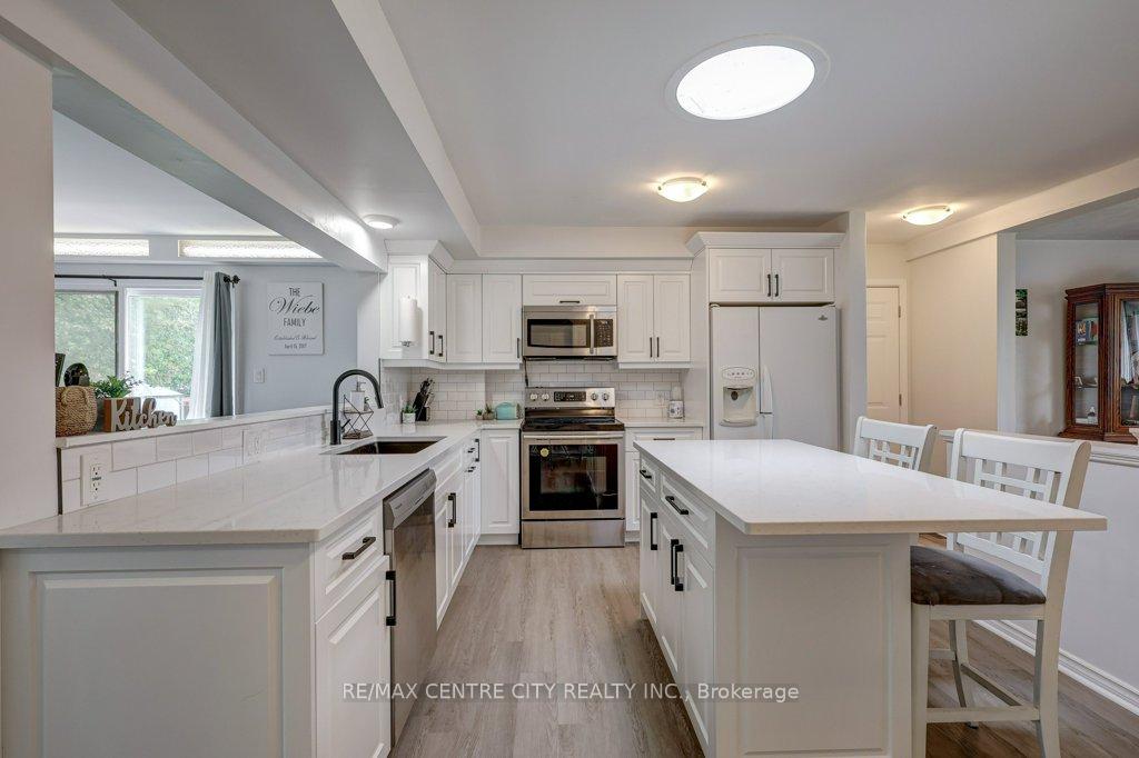 Photo 4 of 96 Treelawn Avenue, Aylmer — HOMEH