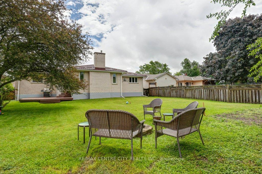 Photo 18 of 96 Treelawn Avenue, Aylmer — HOMEH