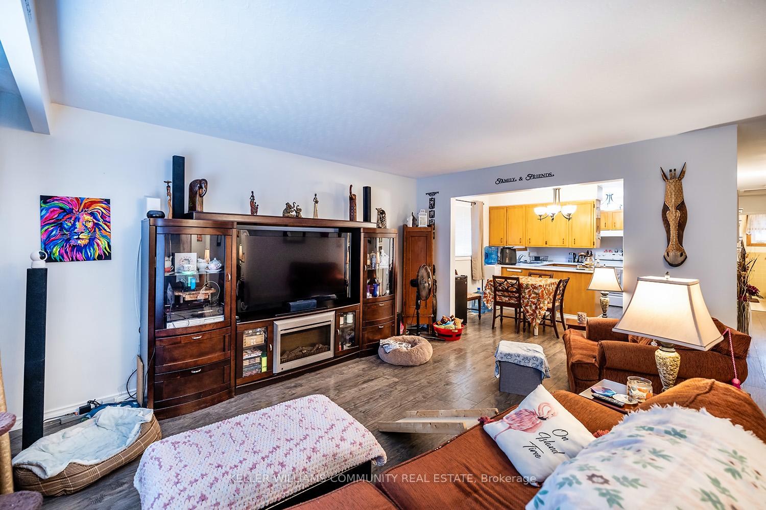 Photo 10 of 159 Scugog Street, Clarington, Bowmanville — HOMEH