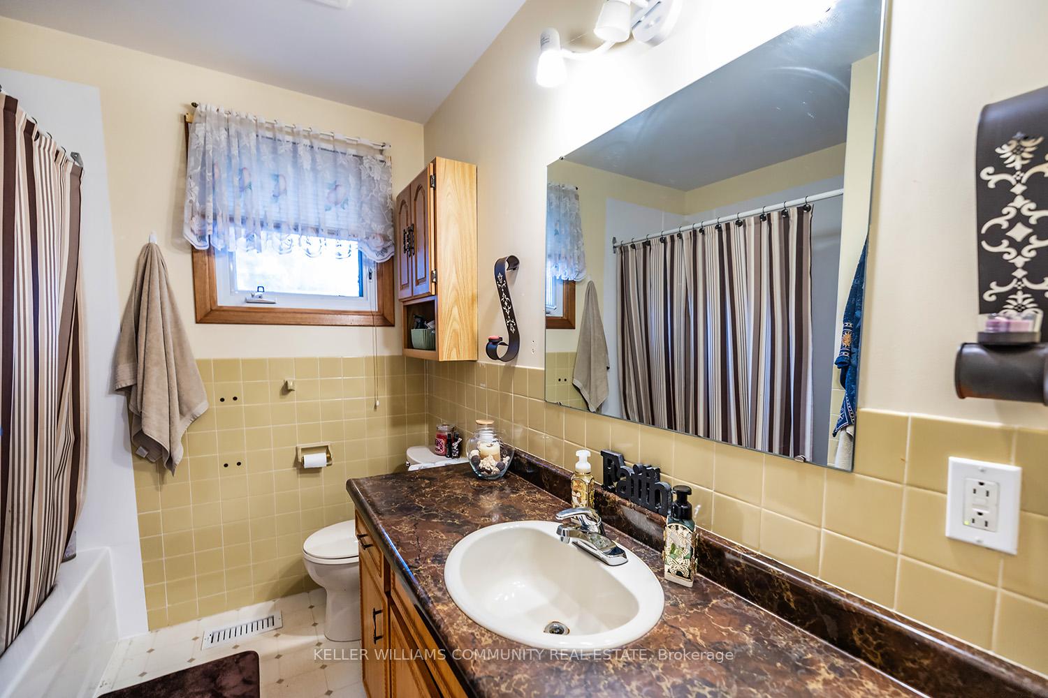 Photo 14 of 159 Scugog Street, Clarington, Bowmanville — HOMEH