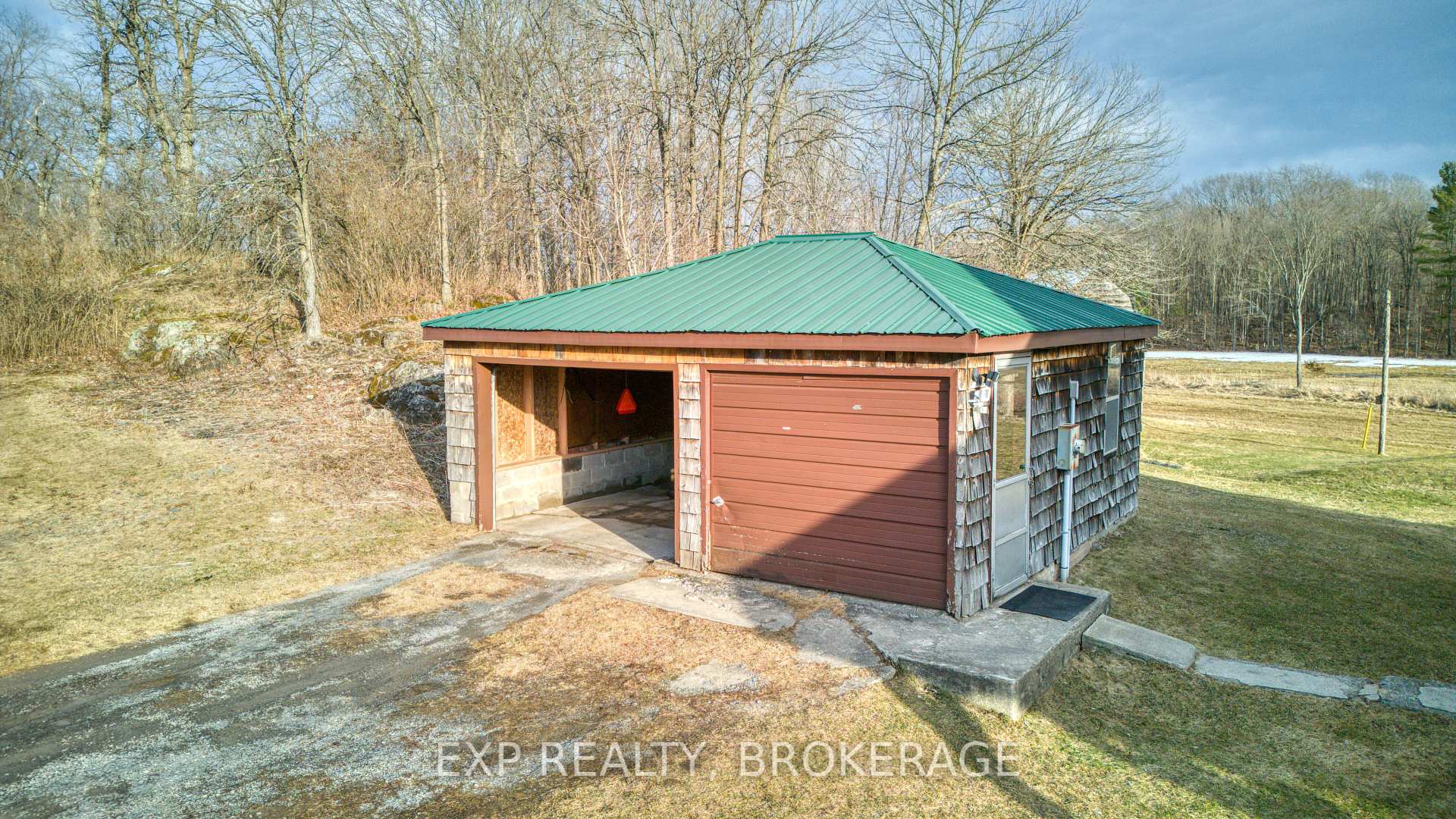 Photo 35 of 4965 Opinicon Road, Frontenac, Frontenac South — HOMEH