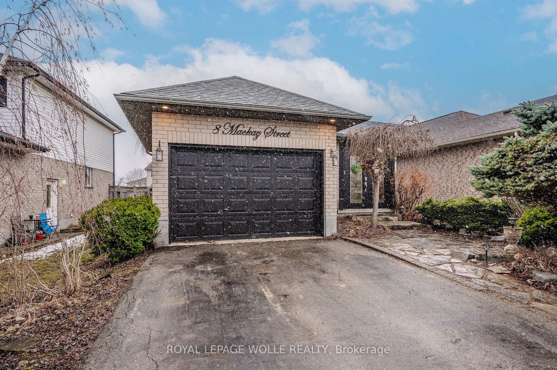 Photo 3 of 8 Mackay Street, Guelph, Grange Road — HOMEH