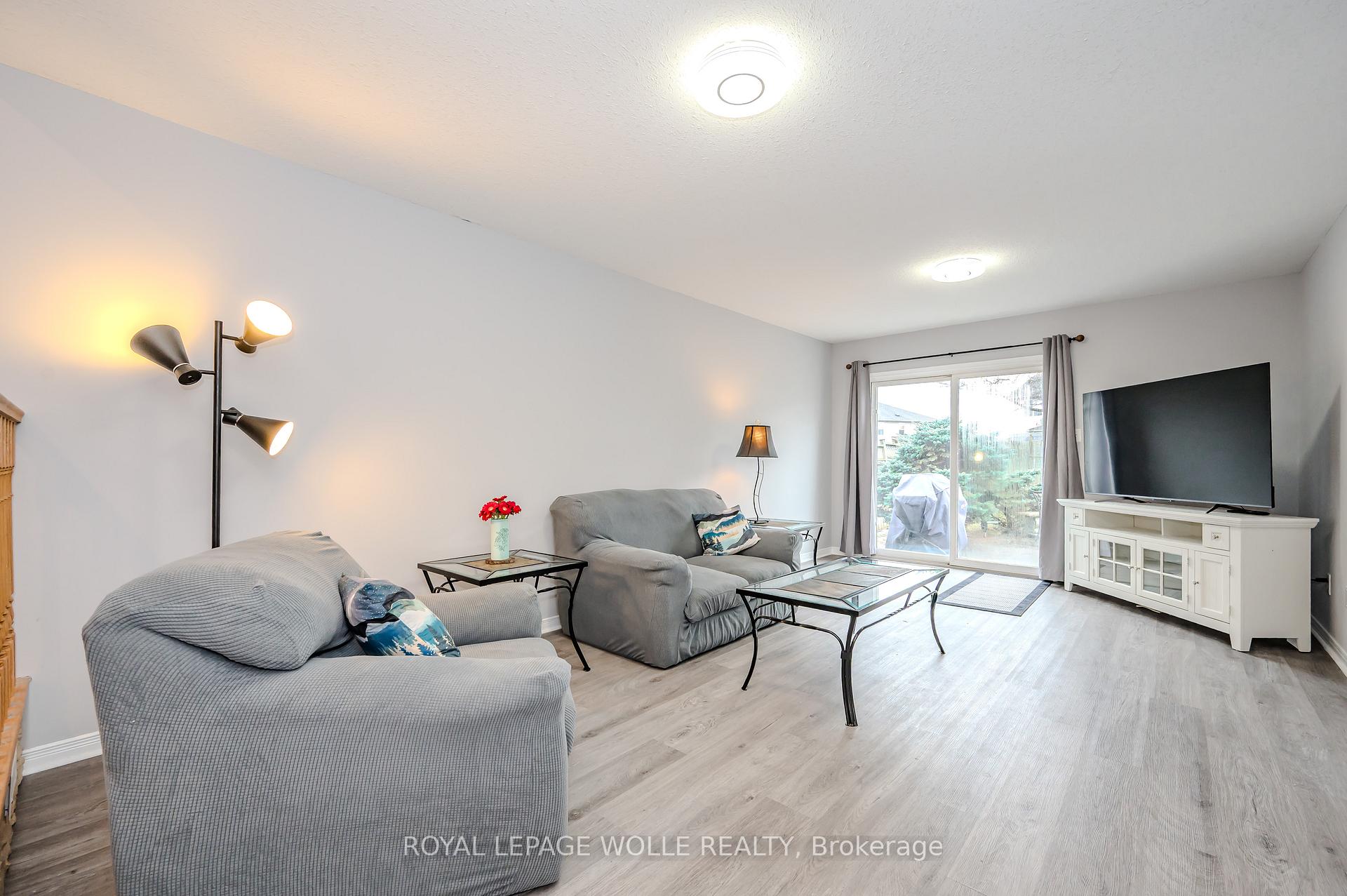 Photo 18 of 8 Mackay Street, Guelph, Grange Road — HOMEH