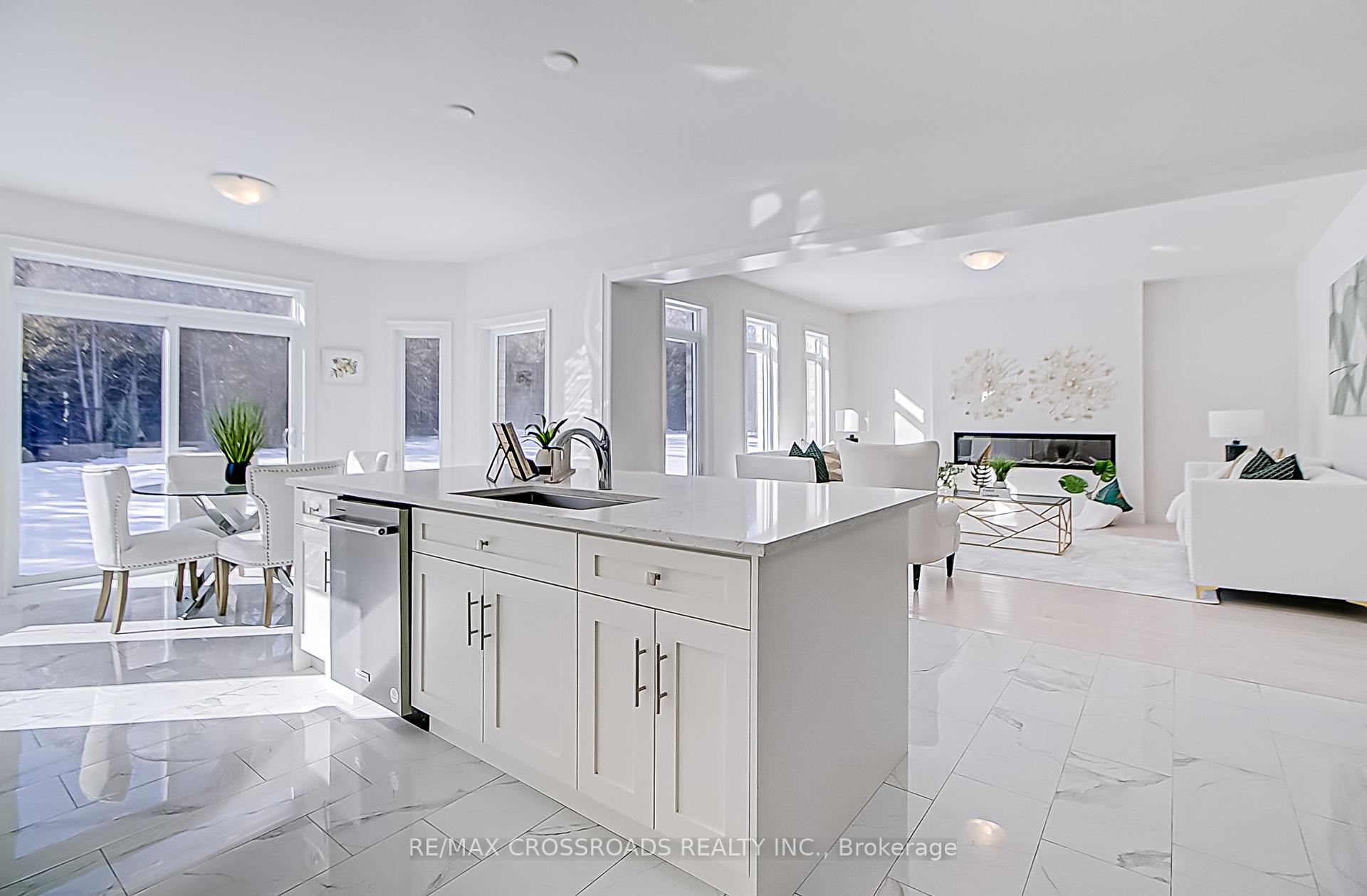 Photo 12 of 33 MacAlister Boulevard, Guelph, Kortright East — HOMEH