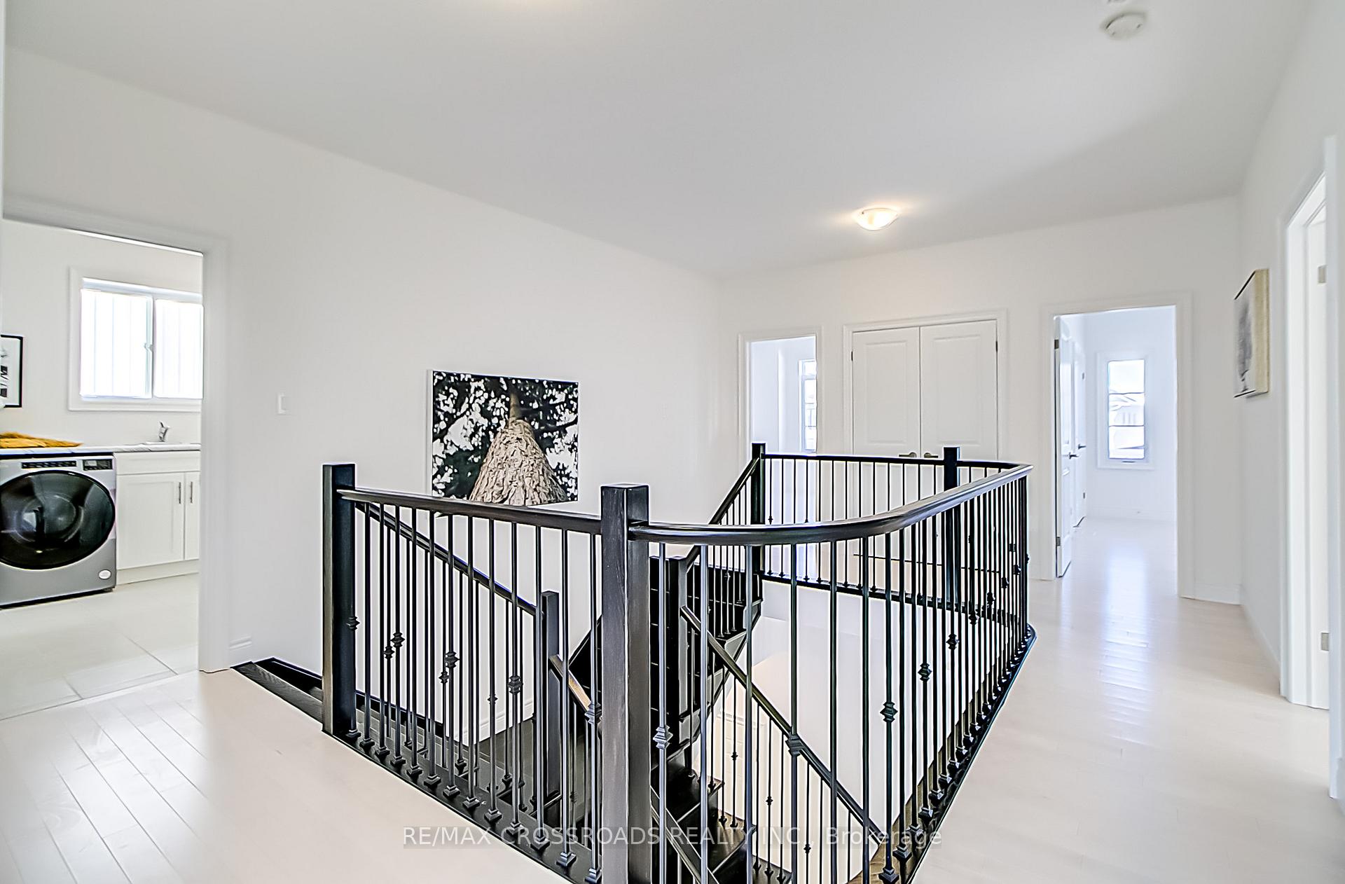 Photo 20 of 33 MacAlister Boulevard, Guelph, Kortright East — HOMEH