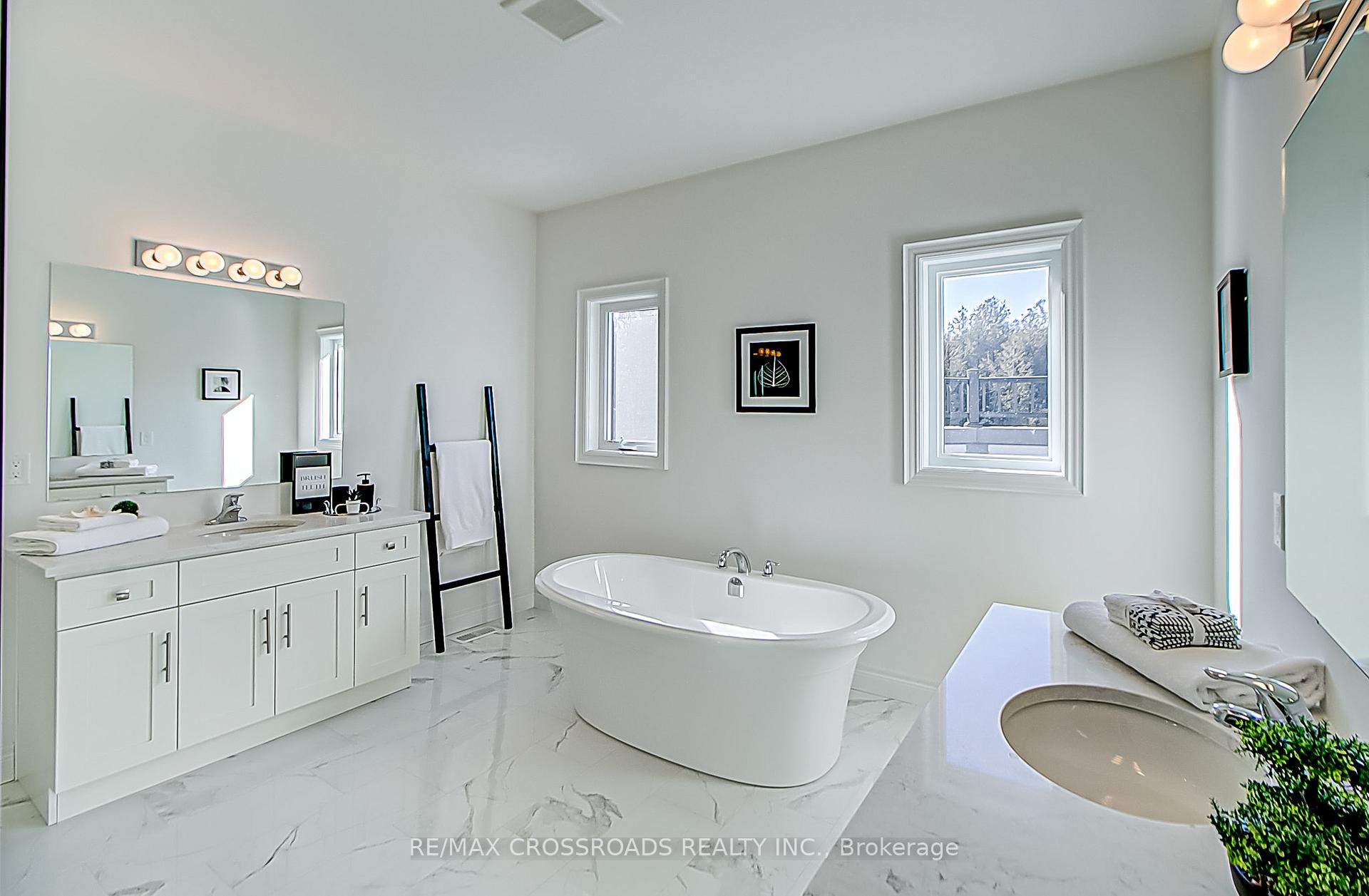 Photo 25 of 33 MacAlister Boulevard, Guelph, Kortright East — HOMEH