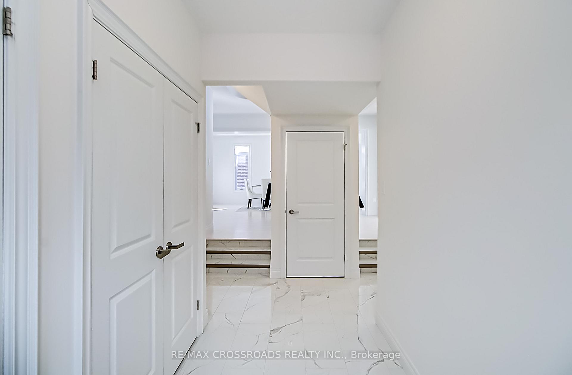 Photo 39 of 33 MacAlister Boulevard, Guelph, Kortright East — HOMEH