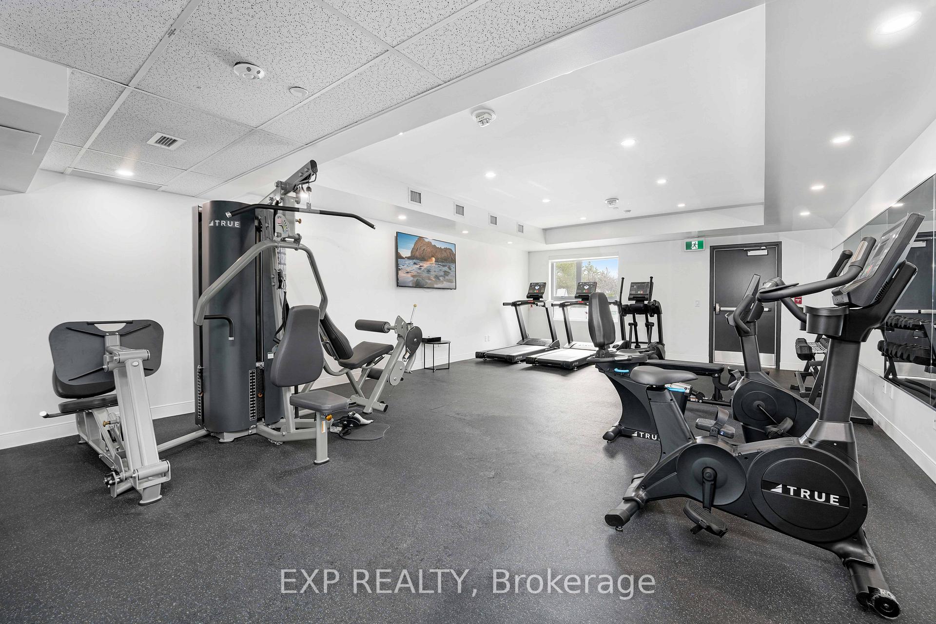 Photo 9 of Unit 411, 100 Manett Crescent, Brampton, Brampton West — HOMEH