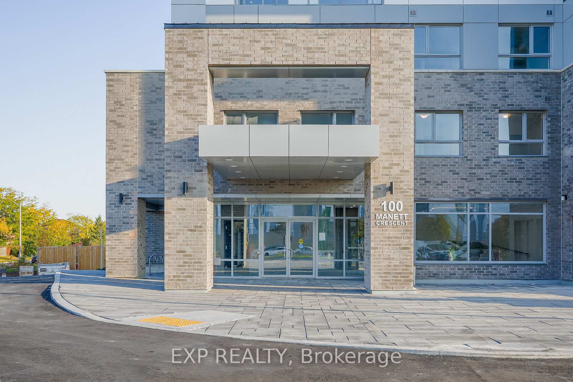 Photo 14 of Unit 411, 100 Manett Crescent, Brampton, Brampton West — HOMEH