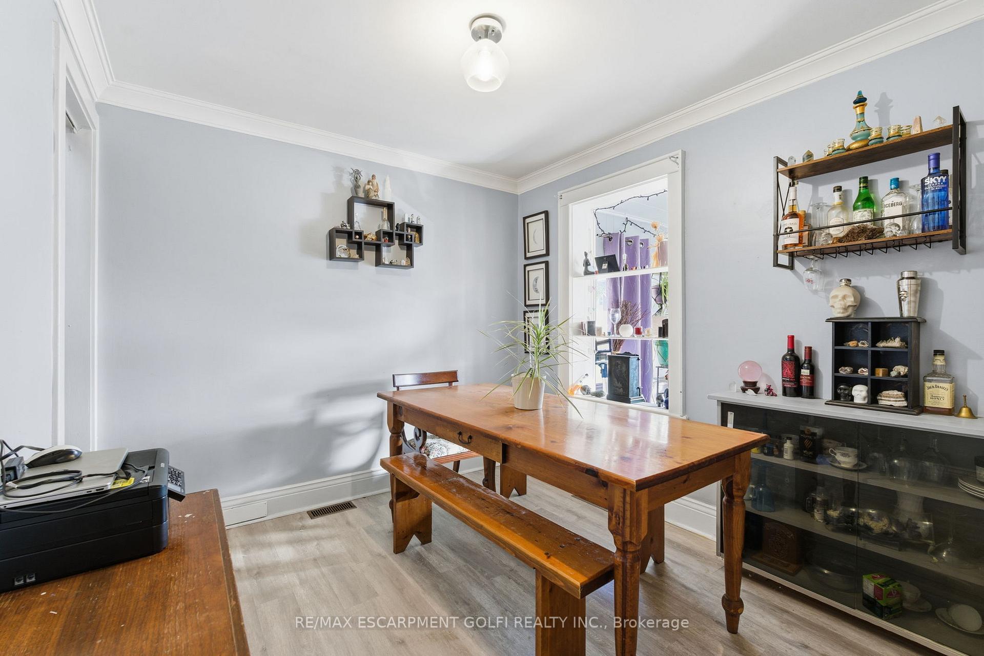 Photo 5 of 30 Cope Street, Hamilton, Homeside — HOMEH