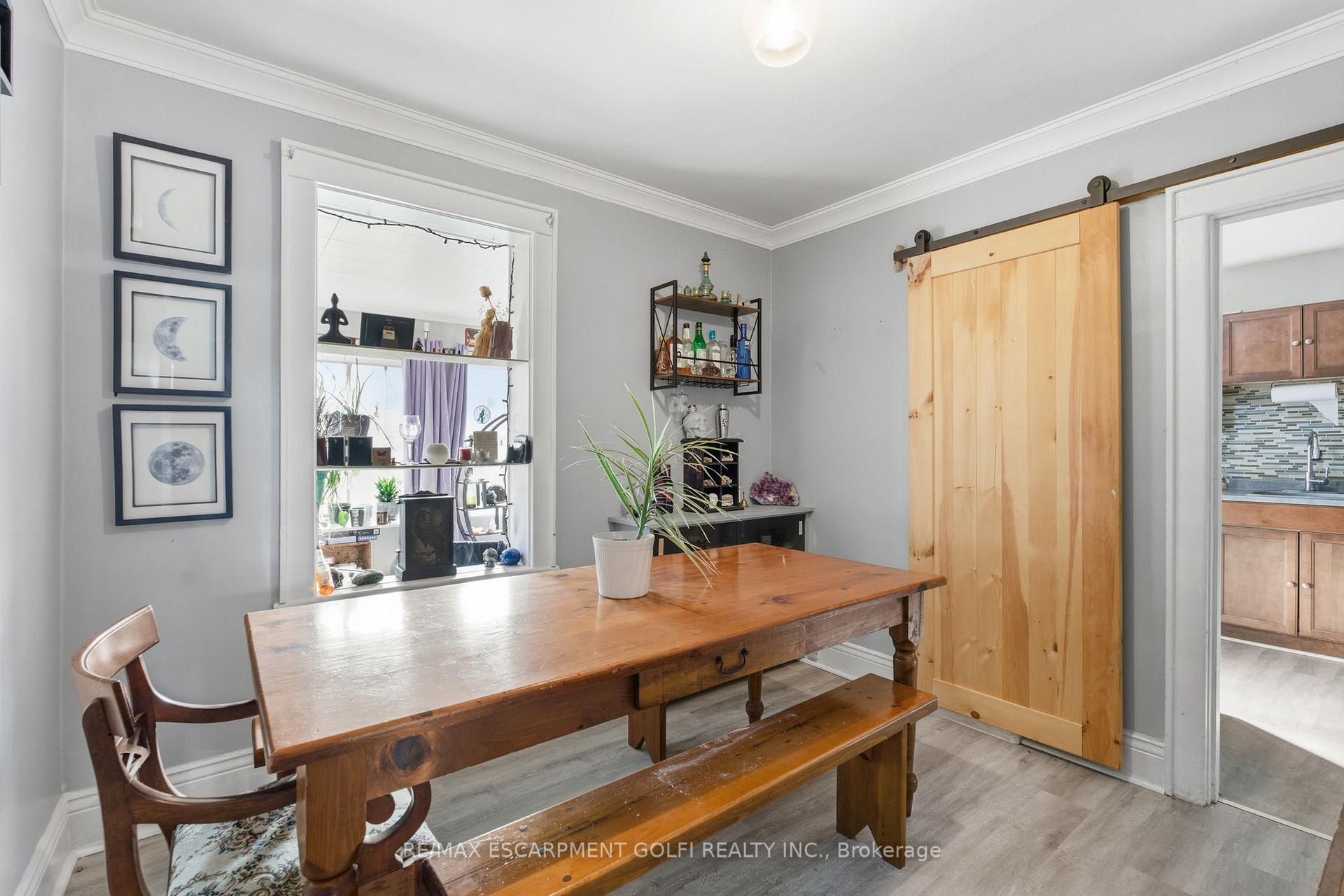 Photo 6 of 30 Cope Street, Hamilton, Homeside — HOMEH