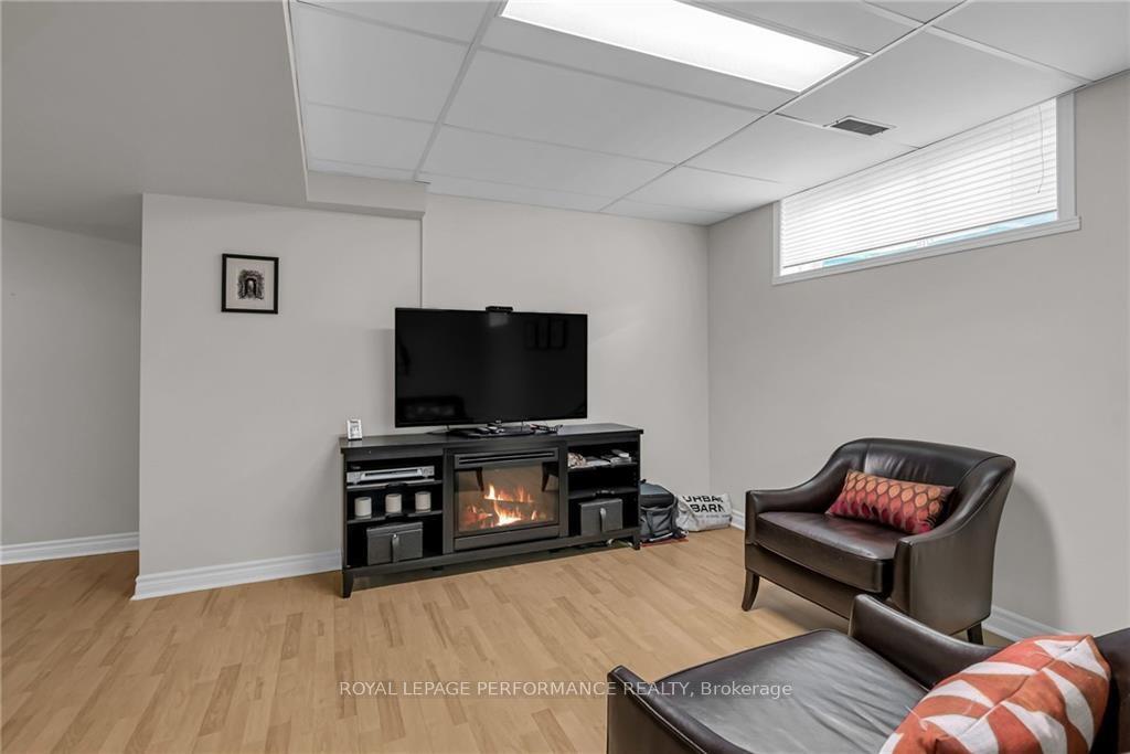 Photo 21 of 565 Dean Drive, Cornwall — HOMEH