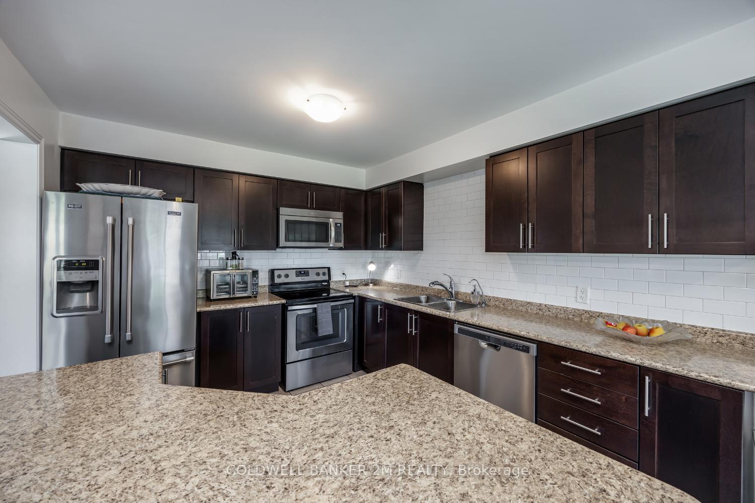 Photo 7 of 142 Daiseyfield Avenue, Clarington, Courtice — HOMEH