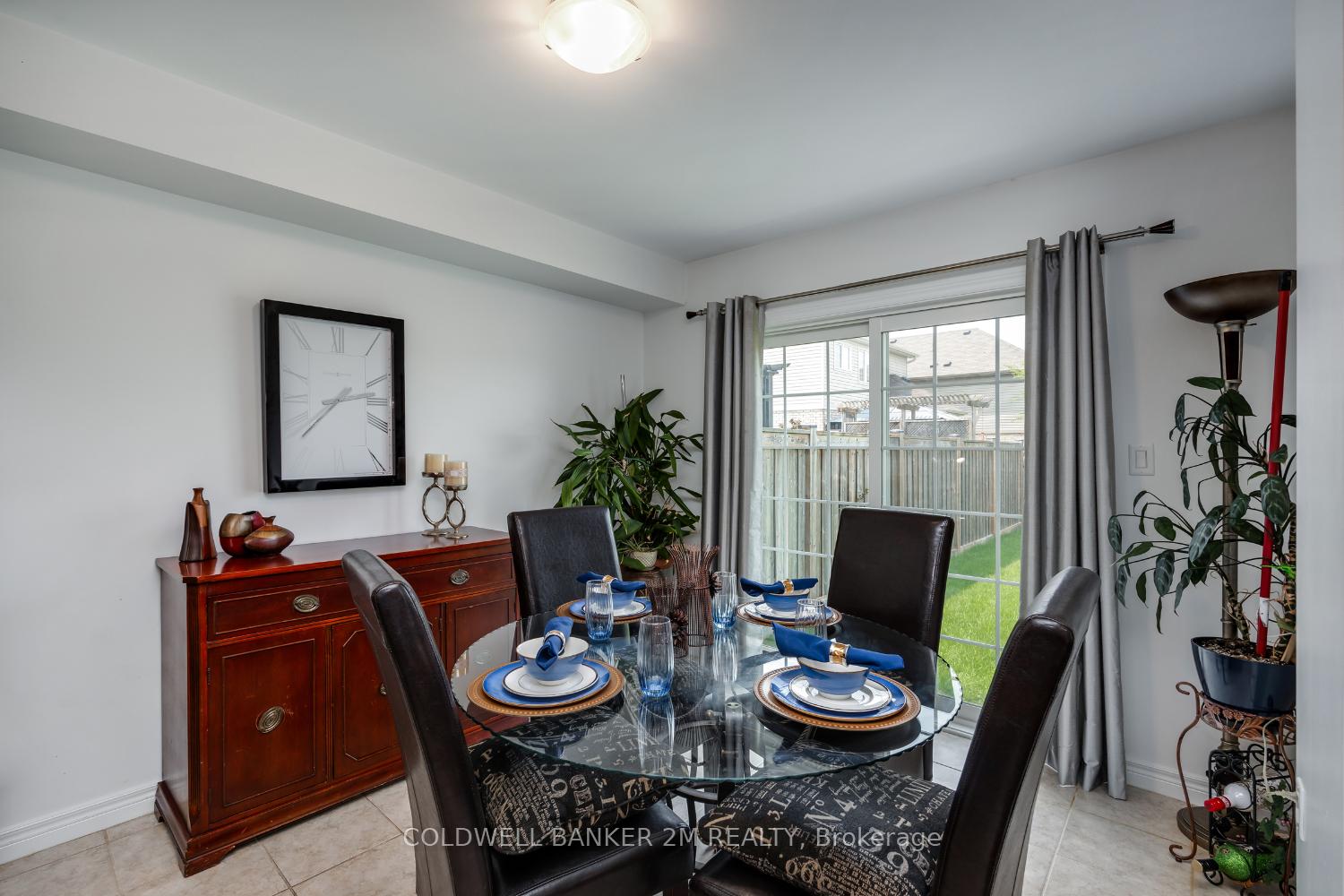 Photo 8 of 142 Daiseyfield Avenue, Clarington, Courtice — HOMEH