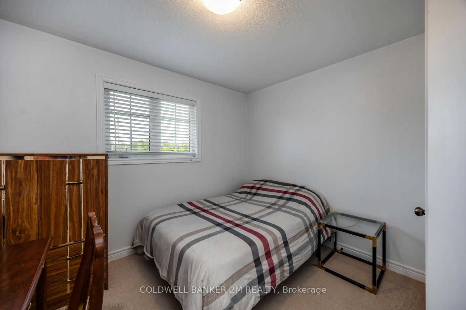 Photo 17 of 142 Daiseyfield Avenue, Clarington, Courtice — HOMEH