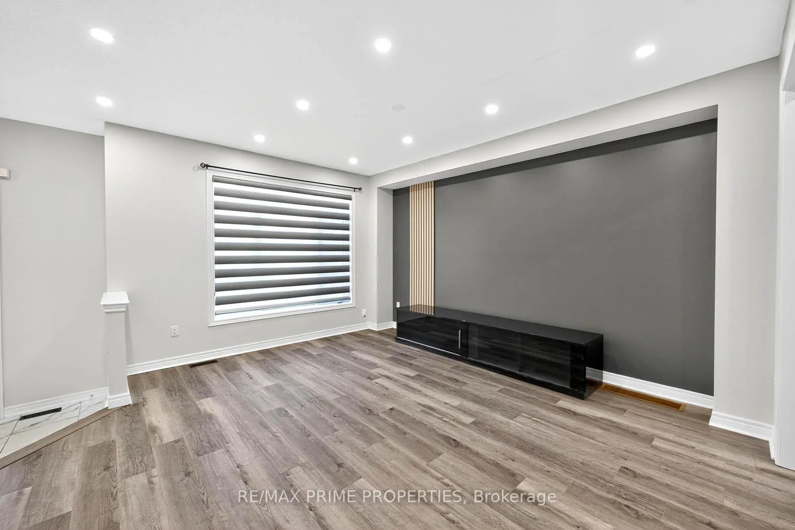 Photo 5 of 14 Primo Road, Brampton, Northwest Brampton — HOMEH