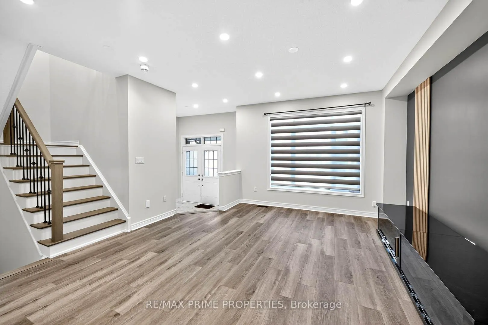 Photo 7 of 14 Primo Road, Brampton, Northwest Brampton — HOMEH