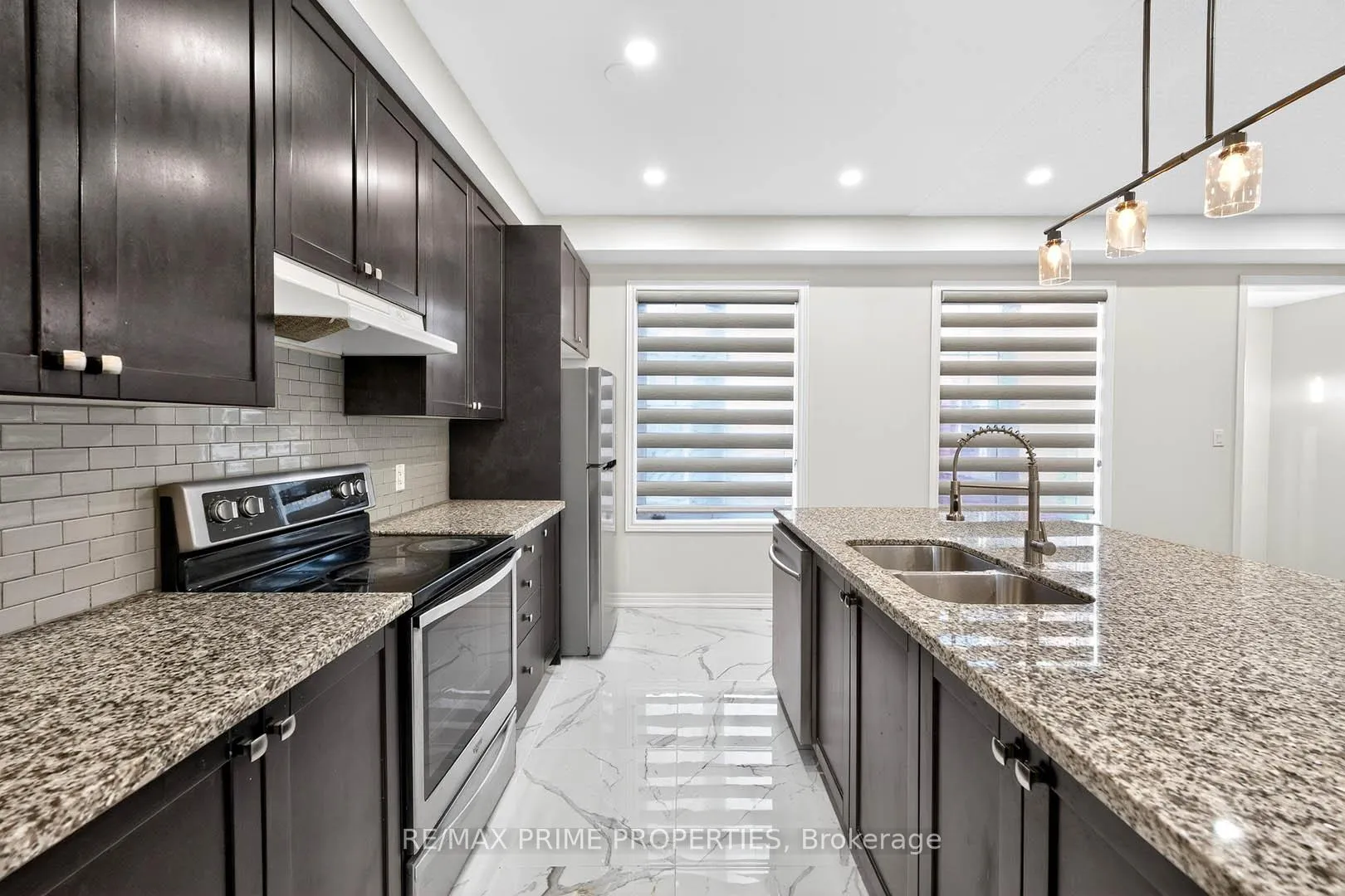 Photo 16 of 14 Primo Road, Brampton, Northwest Brampton — HOMEH